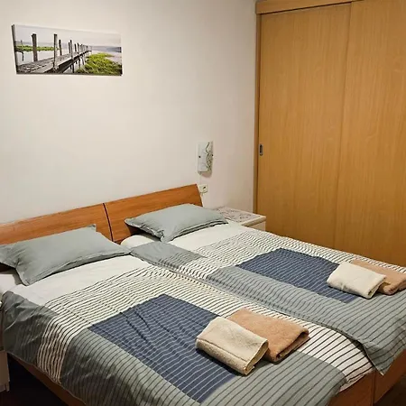 Laguna 70 Apartman *